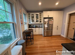 87 Browne St #1, Brookline, MA 02446
