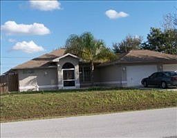 1st image of 749 Sidney Ter NW