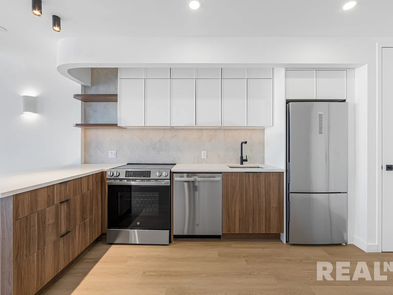 953 Dean Street — Photo 3