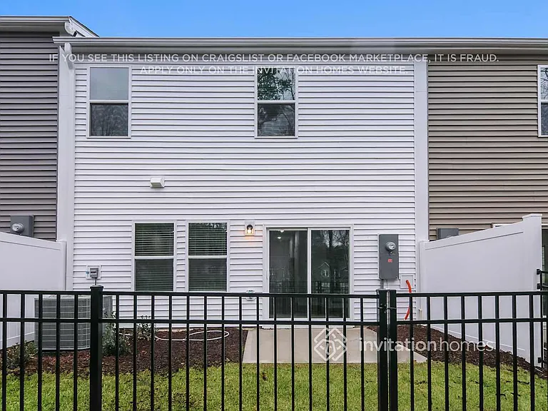 824 Hilton Park Loop — Photo 21