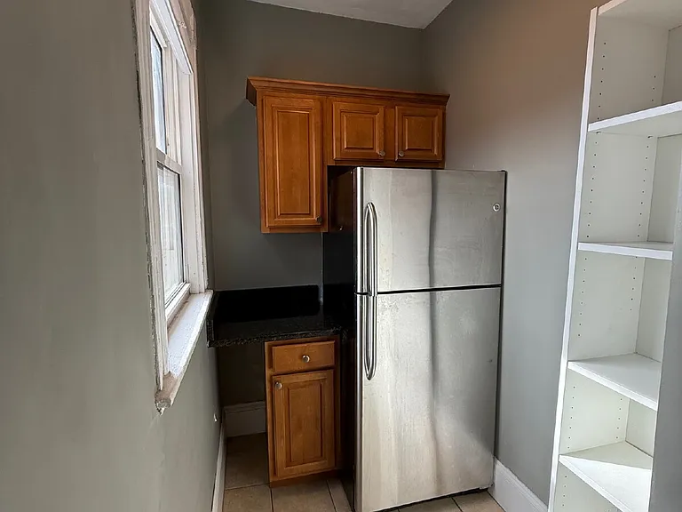221 Shurtleff St #6 — Photo 4