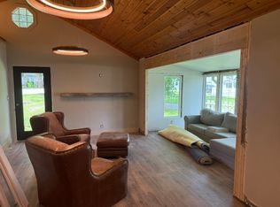 2519 Manor Ln, Delavan, WI 53115