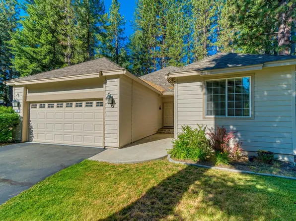 38 Oak Ct, Blairsden Graeagle, CA 96103