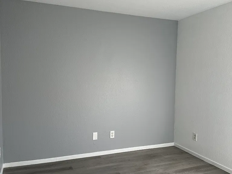 1314 Laurelwood Dr — Photo 5