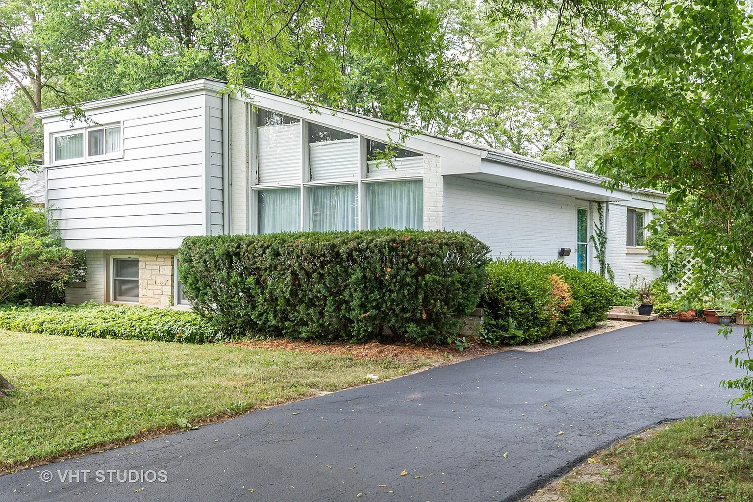 1307 Ridge Rd photo 1