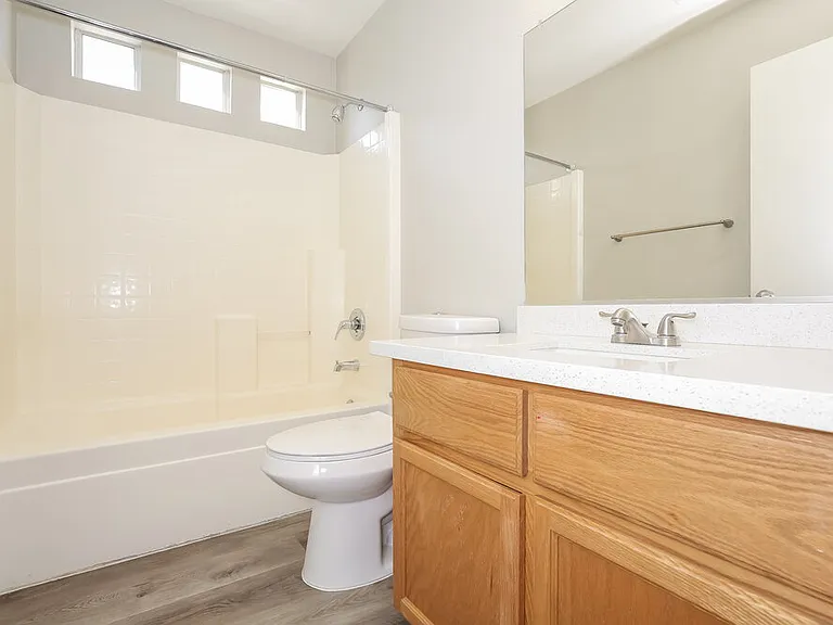 5014 Sapphire Light St — Photo 15