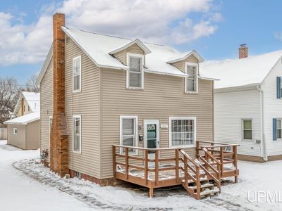 1015 Stockbridge Ave, Iron Mountain, MI, 49801
