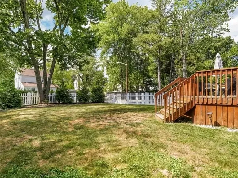 480 S Livingston Ave — Photo 29