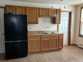 600-602 Main St, New York Mills, NY