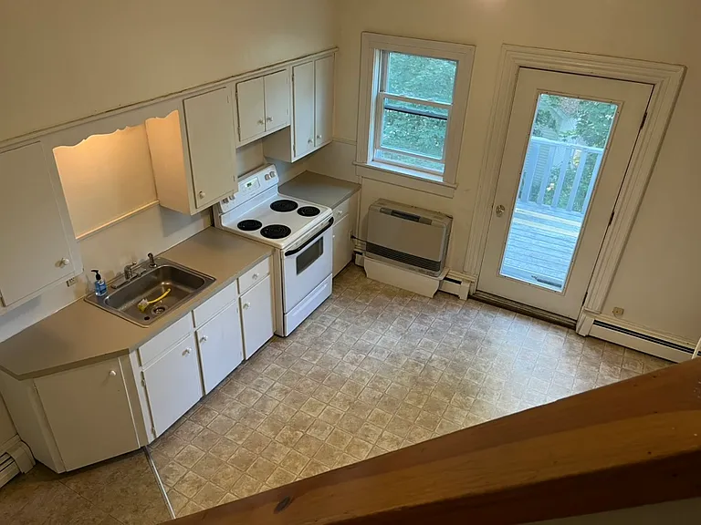 246 High St #202 — Photo 5