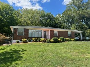 17 Turkey Creek Hwy, Carthage, TN 37030