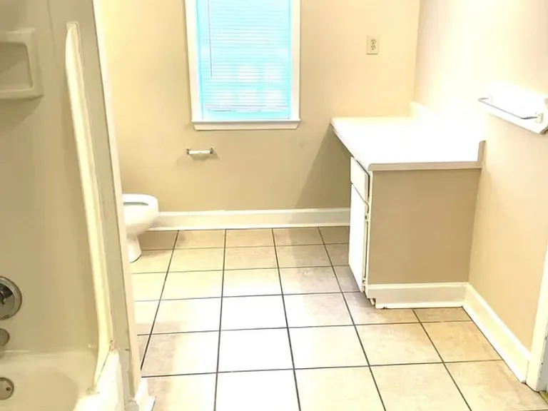 108 Arizona Ave — Photo 6