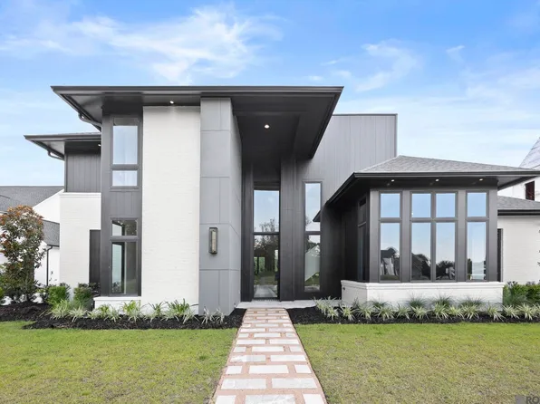 9407 Sawgrass Blvd, Denham Springs, LA 70726
