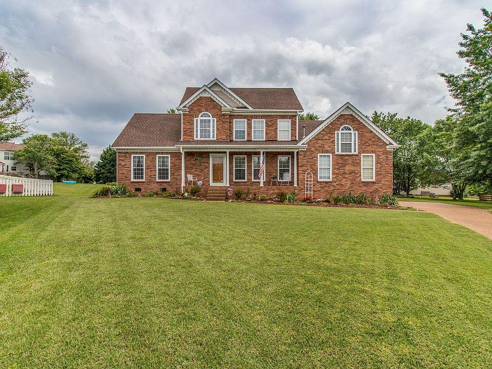 1st image of 2509 Douglas Ct