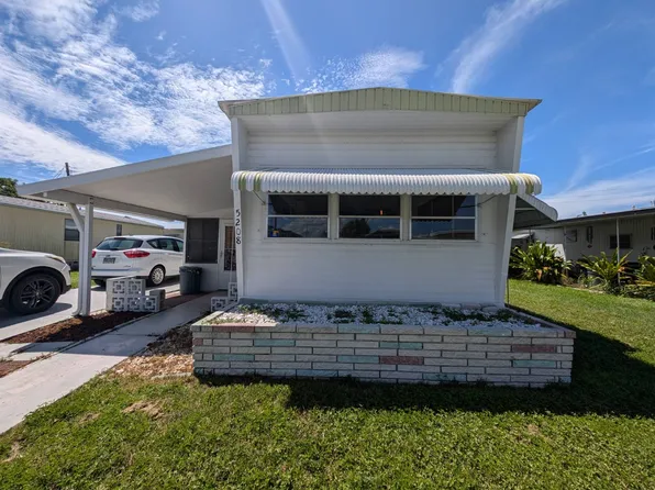 5208 5th Street Cir W, Bradenton, FL 34207