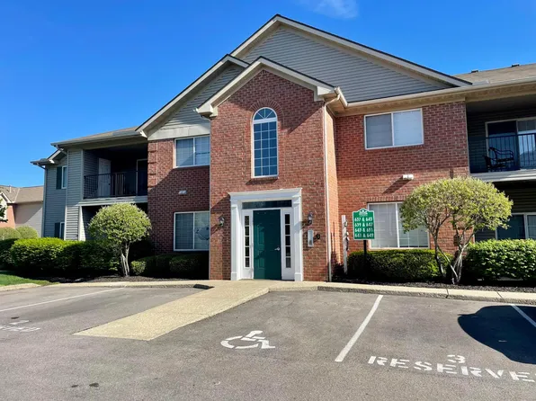 647 Spring Valley Dr, Lewis Center, OH 43035