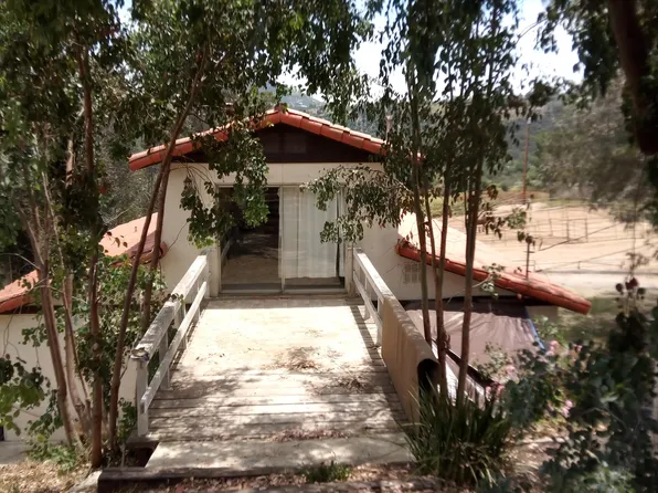 (undisclosed Address), Valley Center, CA 92082