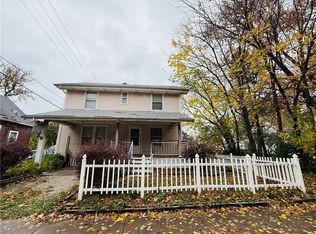 428 W Division St, Decatur, IL 62526