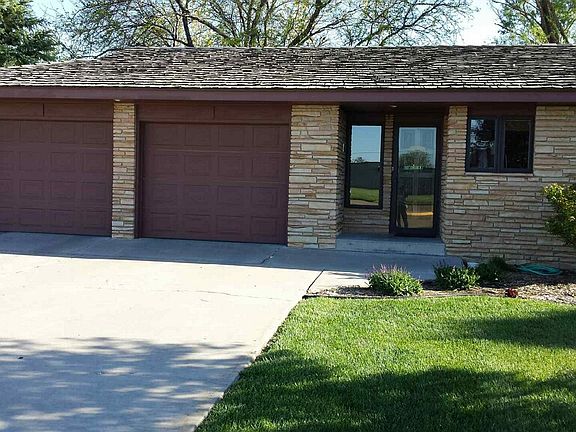 Front with garage