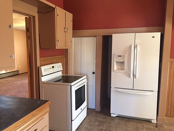 3rd image of 107 N Osborne St