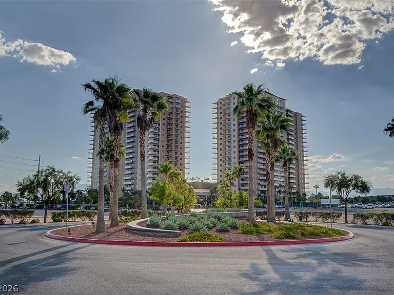8255 Las Vegas Blvd S #1116 — Photo 1