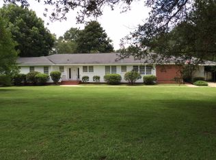 315 N Jackson St, Poplarville, MS 39470
