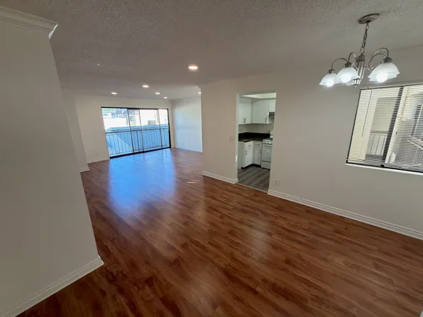814 E Windsor Rd, Glendale, CA