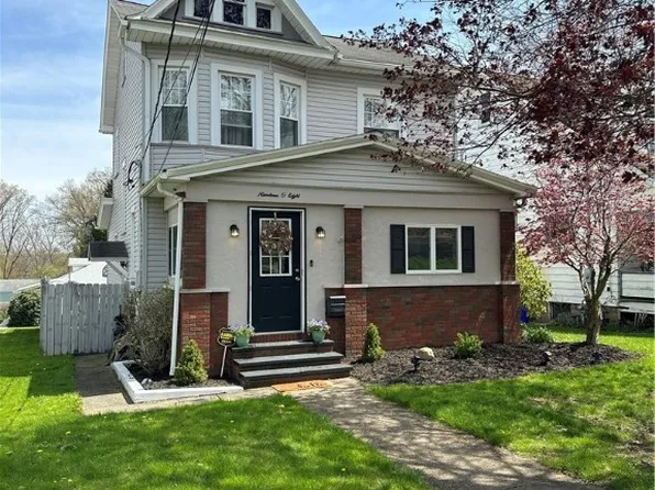 1908 Delaware Ave, New Castle, PA 16105