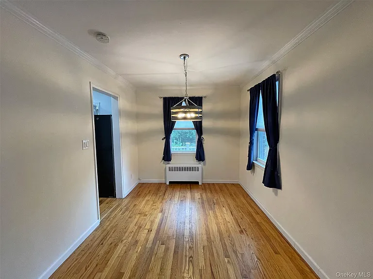 1058 Palmer Ave — Photo 3