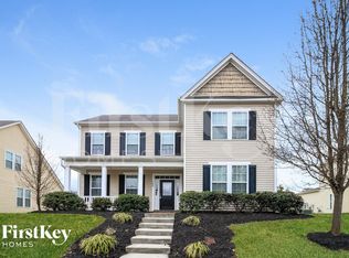 189 Parkview Ln, Bermuda Run, NC 27006