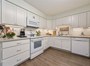 2131 1st Ave SE APT 310, Cedar Rapids, IA 52402