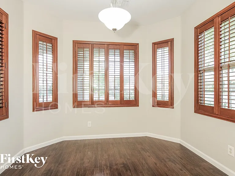 23587 W Harrison Dr — Photo 6