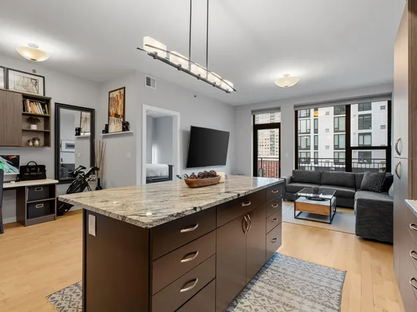 740 Portland Ave #704, Minneapolis, MN 55415