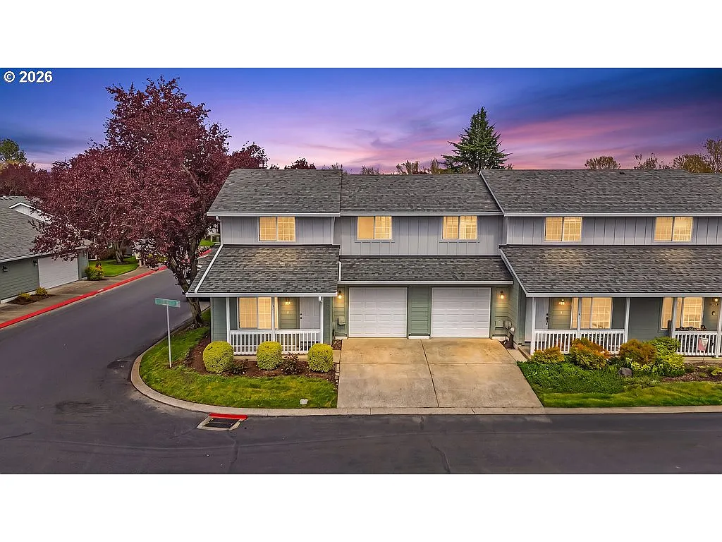 6211 SE Polaris Way photo 1