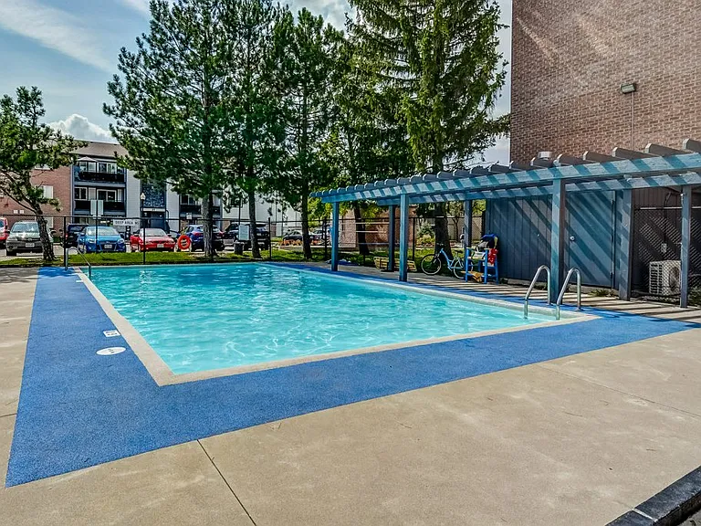 2700 Aquitaine Ave — Photo 27
