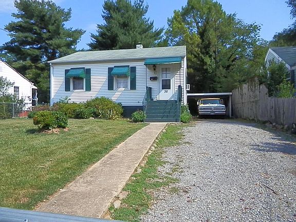 2nd image of 36 Clover Ave NE