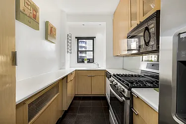 301 East 48th Street, #14J