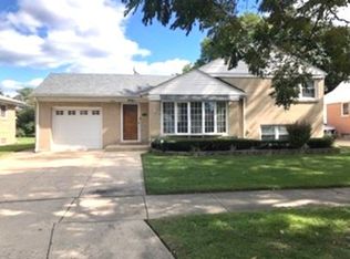 7823 Lotus Ave, Morton Grove, IL