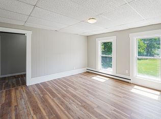 62 Willow Rd APT 2, Ayer, MA 01432