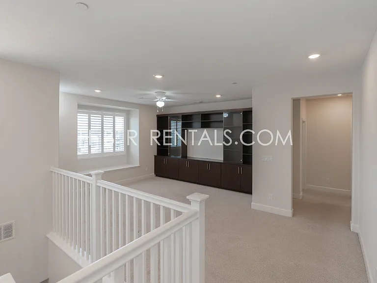 1496 Dairy Dr — Photo 16