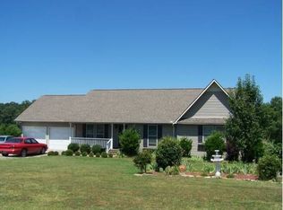 1412 Frost Rd, Eva, AL 35621