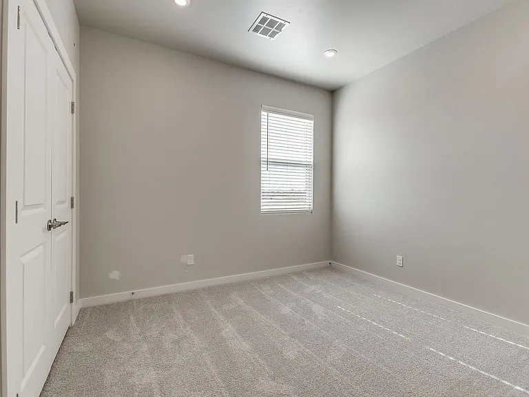2523 NW 132nd Pl — Photo 32