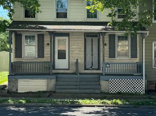 90 E Penn Ave, Wernersville, PA