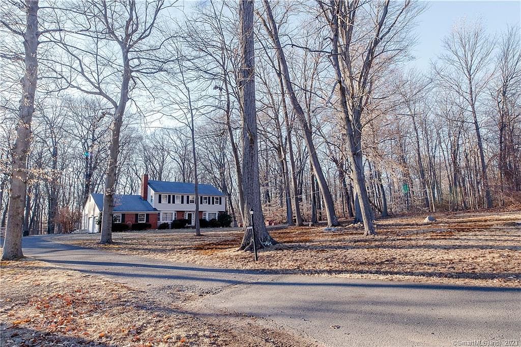 385 Camp St, Bristol, CT 06010 Zillow