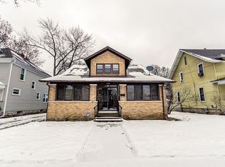 220 Plum St, Aurora, IL 60506