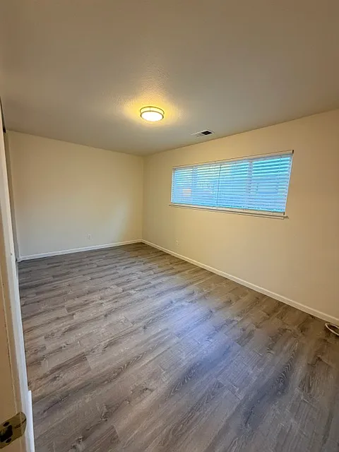 2 bed, 1200 sqft, $3,950 — Photo 3