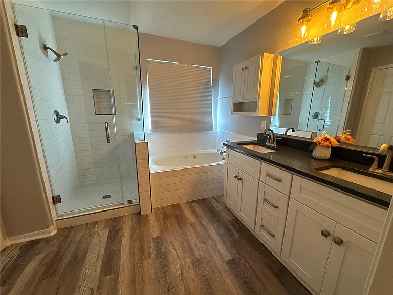 12311 Granite Woods Ct — Photo 11