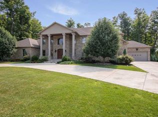 9737 Cobblestone Dr, Clarence, NY 14031