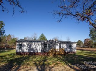 1382 Charlie Johnson Rd, Kershaw, SC 29067