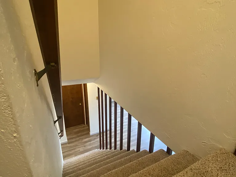 12 Kari Pl — Photo 15